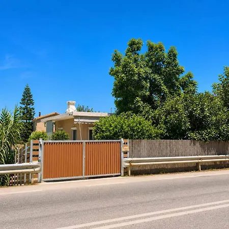 Casa 100m From The *
